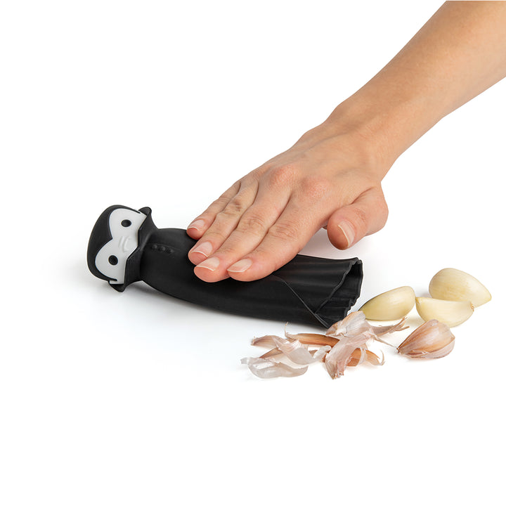 Garlic Clove Peeler: Drac N' Roll Vampire
