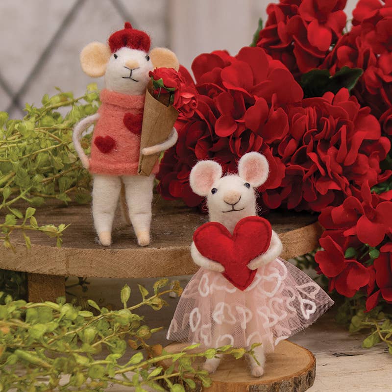 Ornament: Heart Mouse w Tutu