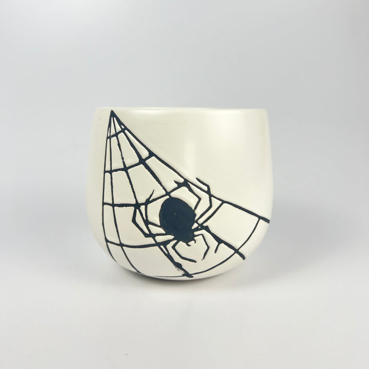Pot: Spiderweb, 5.5x5