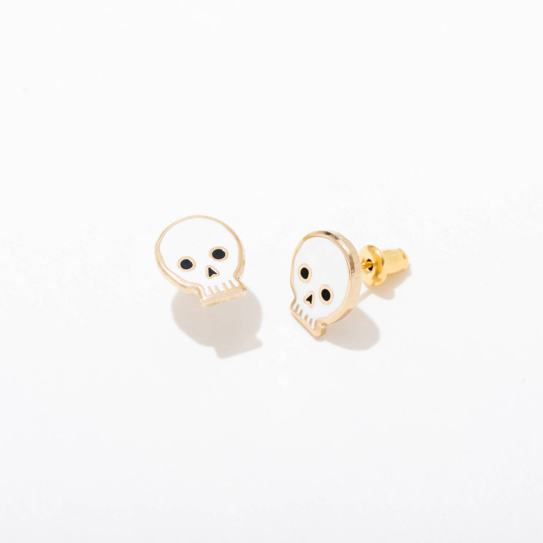Stud Earrings: Skull Enamel