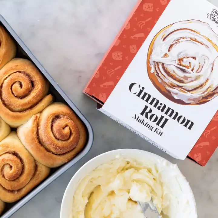 DIY Kit: Cinnamon Roll Kit