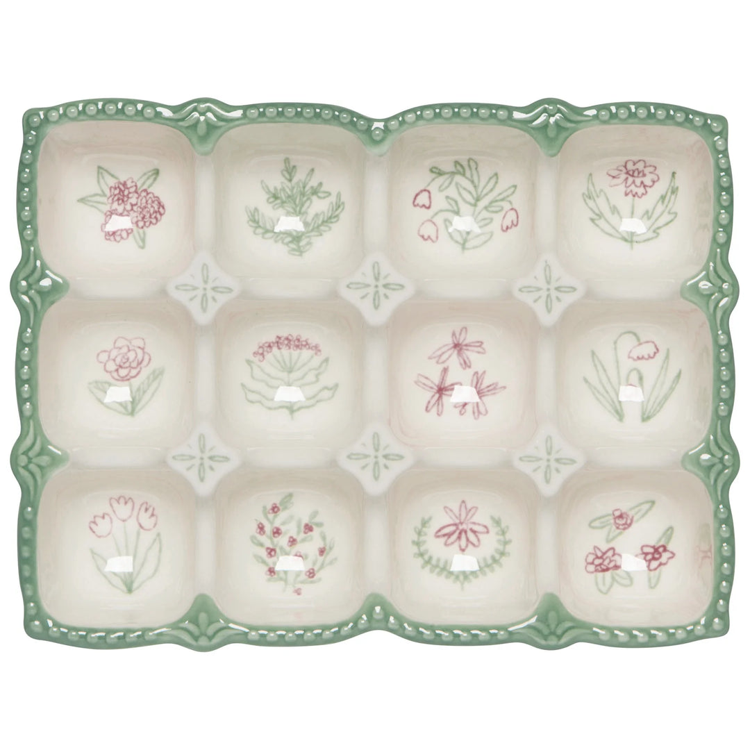 Egg Holder: Camellia